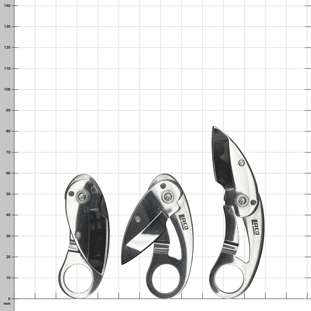 Three Mini Knife Straight Cut knives from Laco in different opening states against a checkered background, the first knife is closed, the second half open, the third fully opened