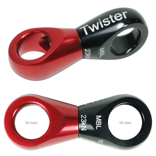 Two Twister snap hooks, one diagonal and one from above, red and black with white inscription "Twister" and the dimensions 18 mm