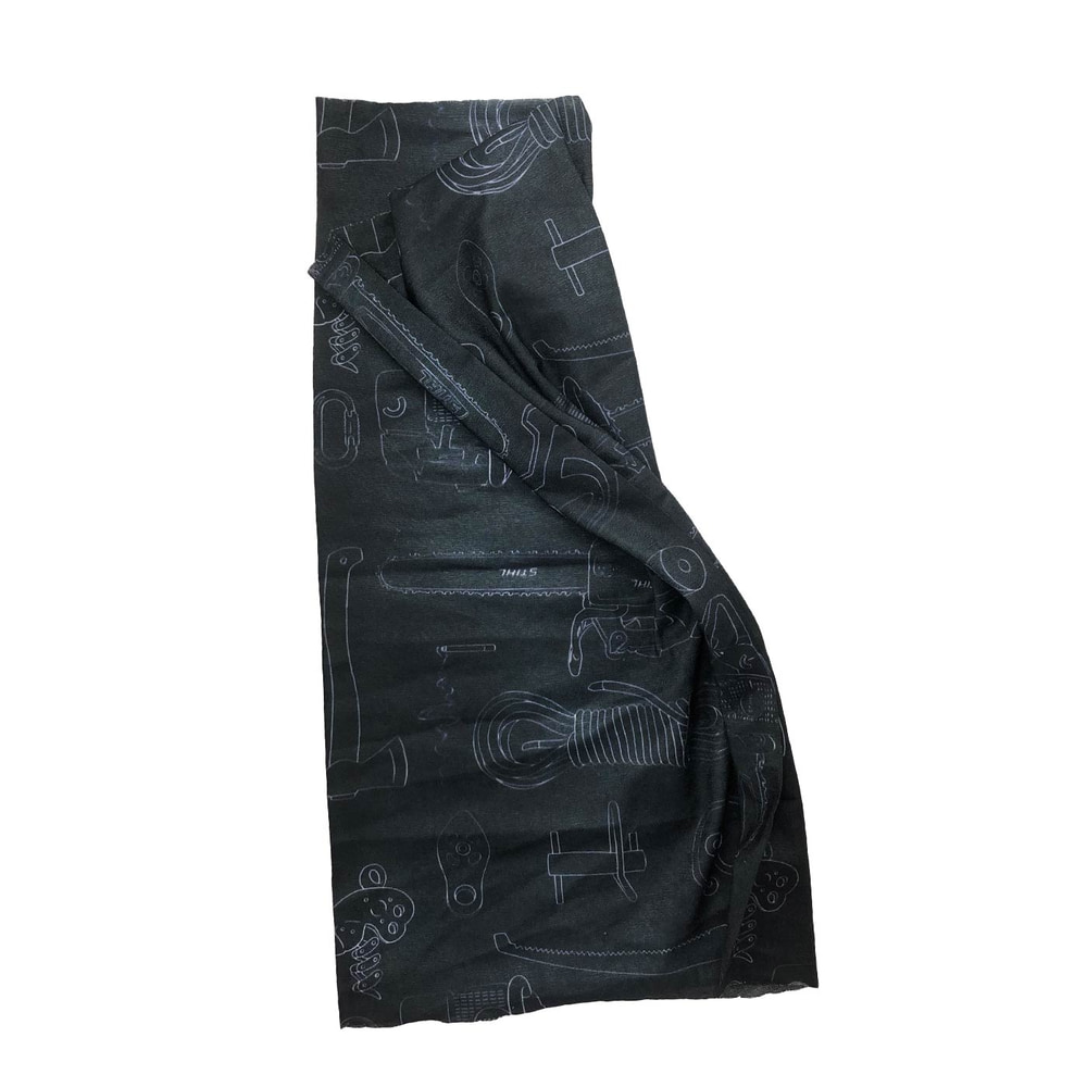 Black cloth with white outlines of tools and a chainsaw, product name Utensils