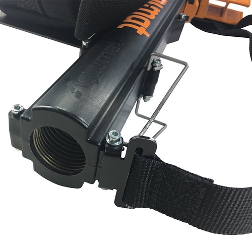 Close-up of the black ArboTag magazine Lite by signumat with orange lettering, metal bracket and black strap