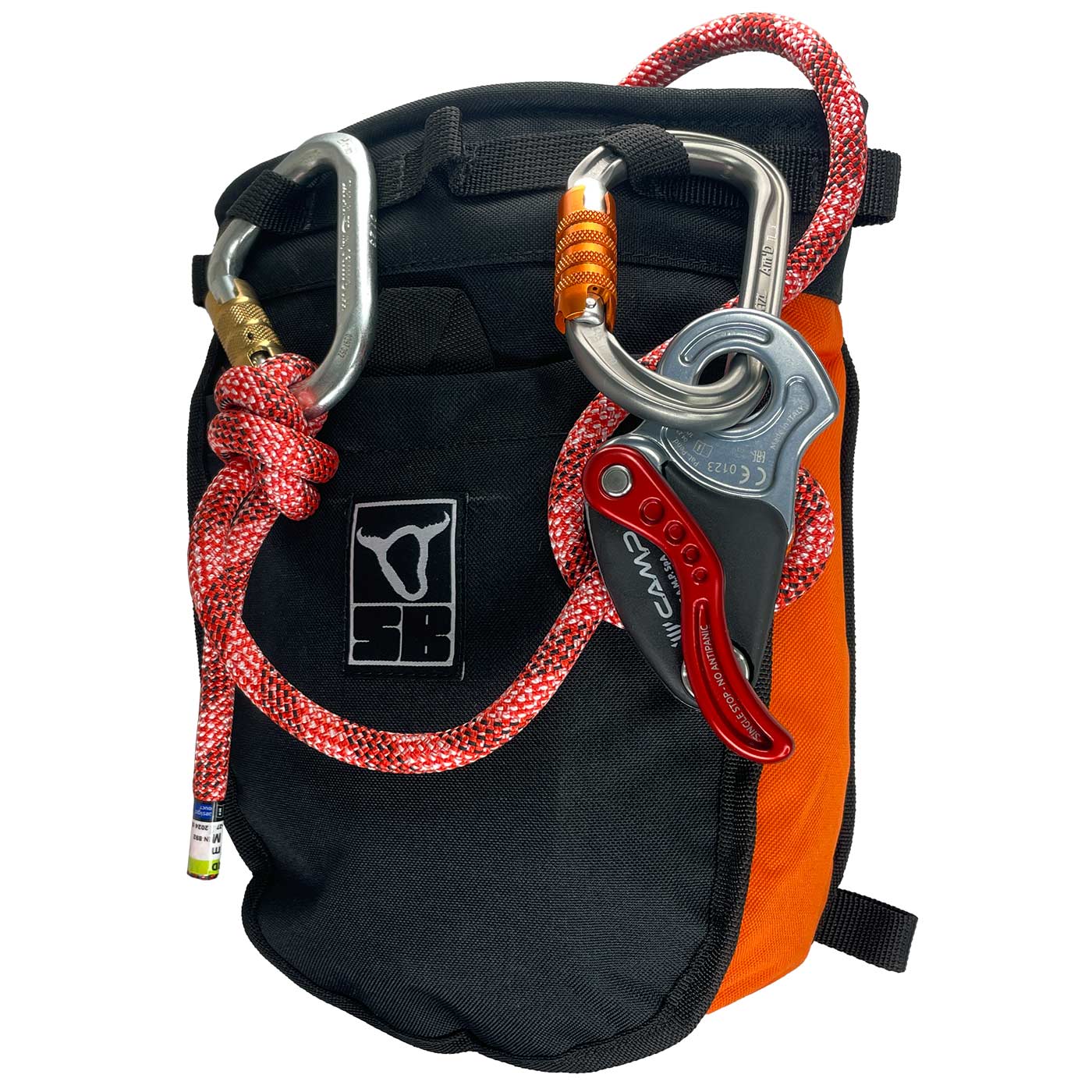 Rescue Druid Dynamic, black and orange pouch with red climbing rope and two carabiners, one with gold clasp and one with orange clasp, a gray safety mechanism with red lever is attached to one carabiner