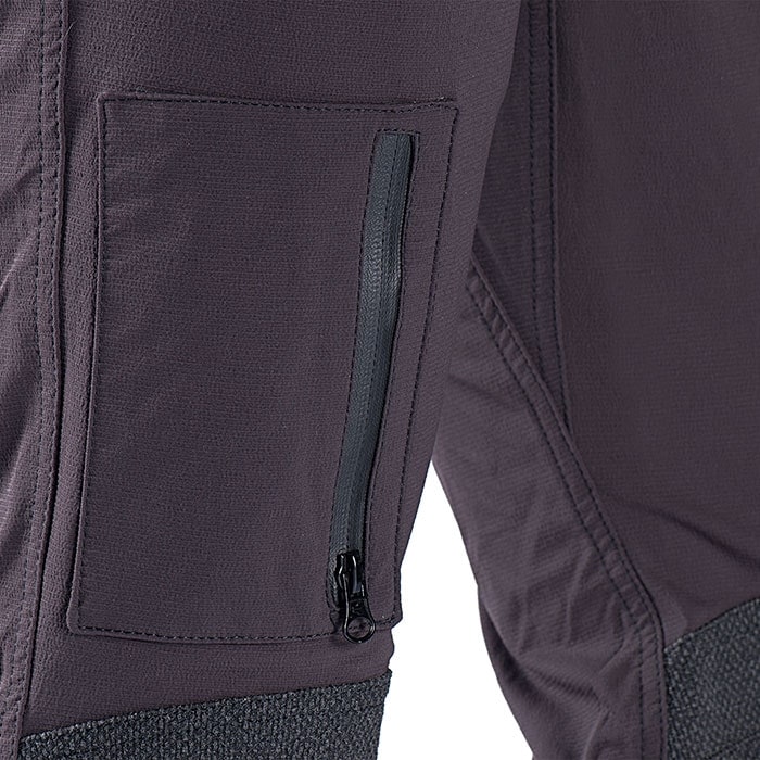 SIP climbing pants, close-up of a side pocket with black zipper and fine texture of the fabric