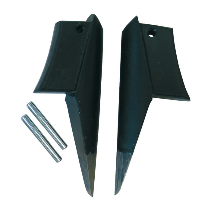 Buckspikes Pin S, two black pointed metal parts and two silver metal pins