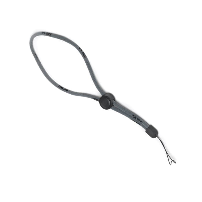 Grey wrist strap with black stopper and small loop for fastening, printed with the lettering "SILVA"