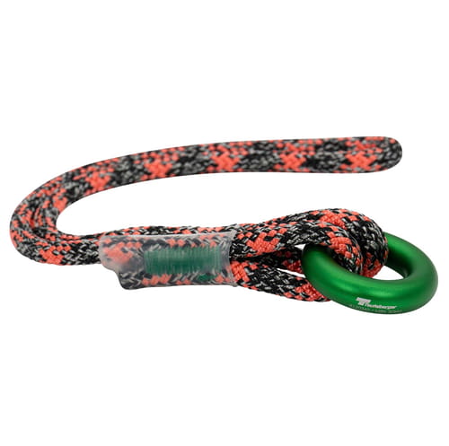 ringLOOP 26, a rope with an orange-black pattern and a green metal ring, visible on the ring