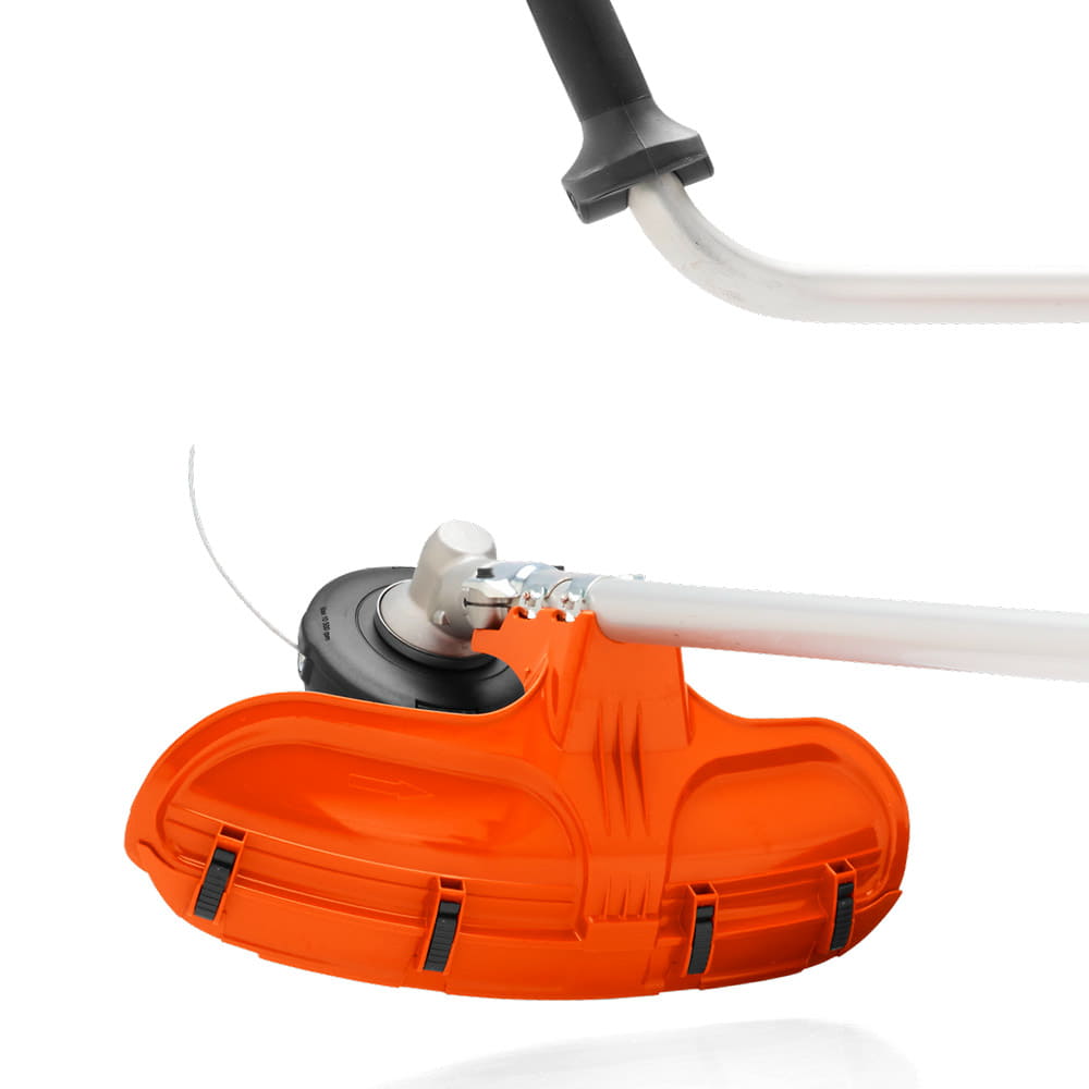 Close-up of the orange cutting head of the Husqvarna 545RXT AutoTune with black protective cover and silver tube