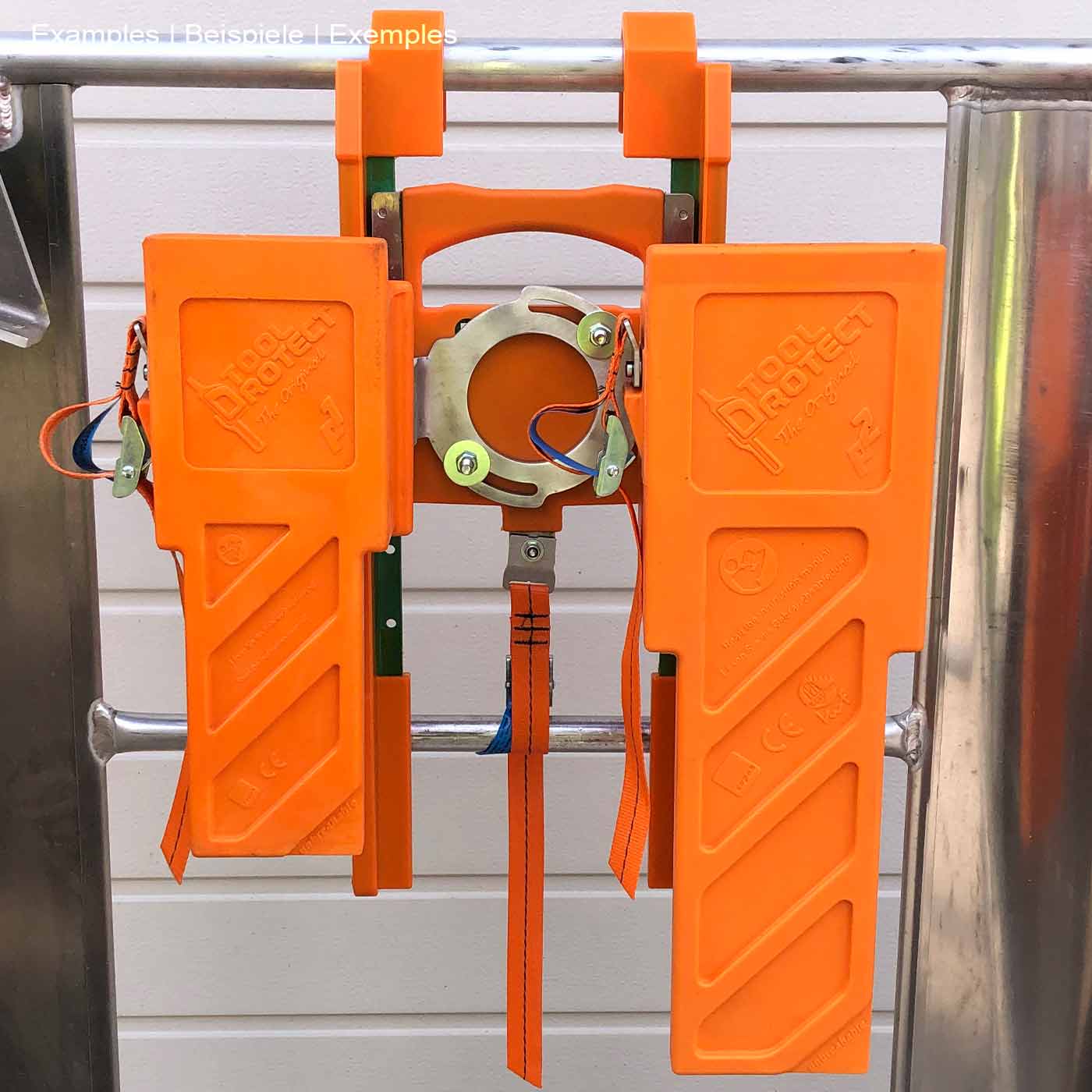 Mounting adapter basic for working platforms