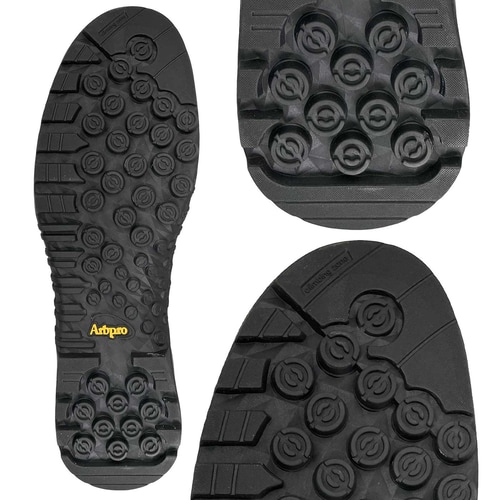 Profiled sole with nubs in black, close-up, manufacturer Woodu
